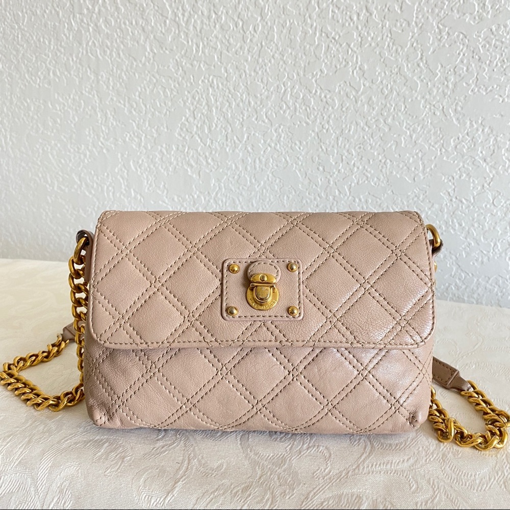 Marc Jacob beige quilted crossbody bag